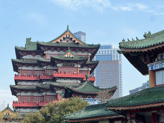 Multi-storey Tengwang Pavilion with red balconies and green tiled roofs in Nanchang